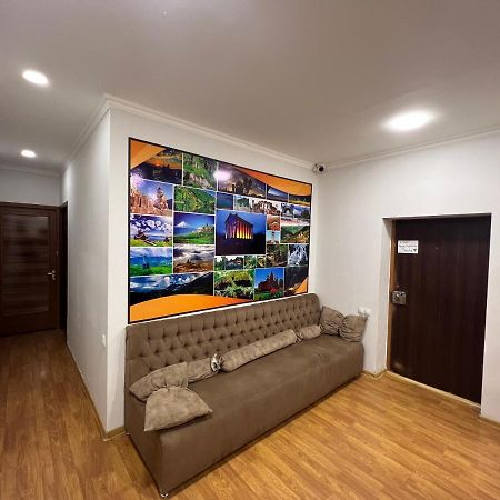 N1 Guest Hause Hotel Erevan Exterior foto