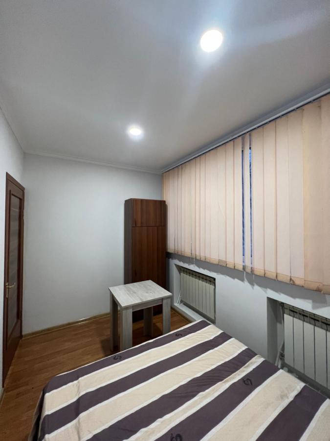 N1 Guest Hause Hotel Erevan Exterior foto