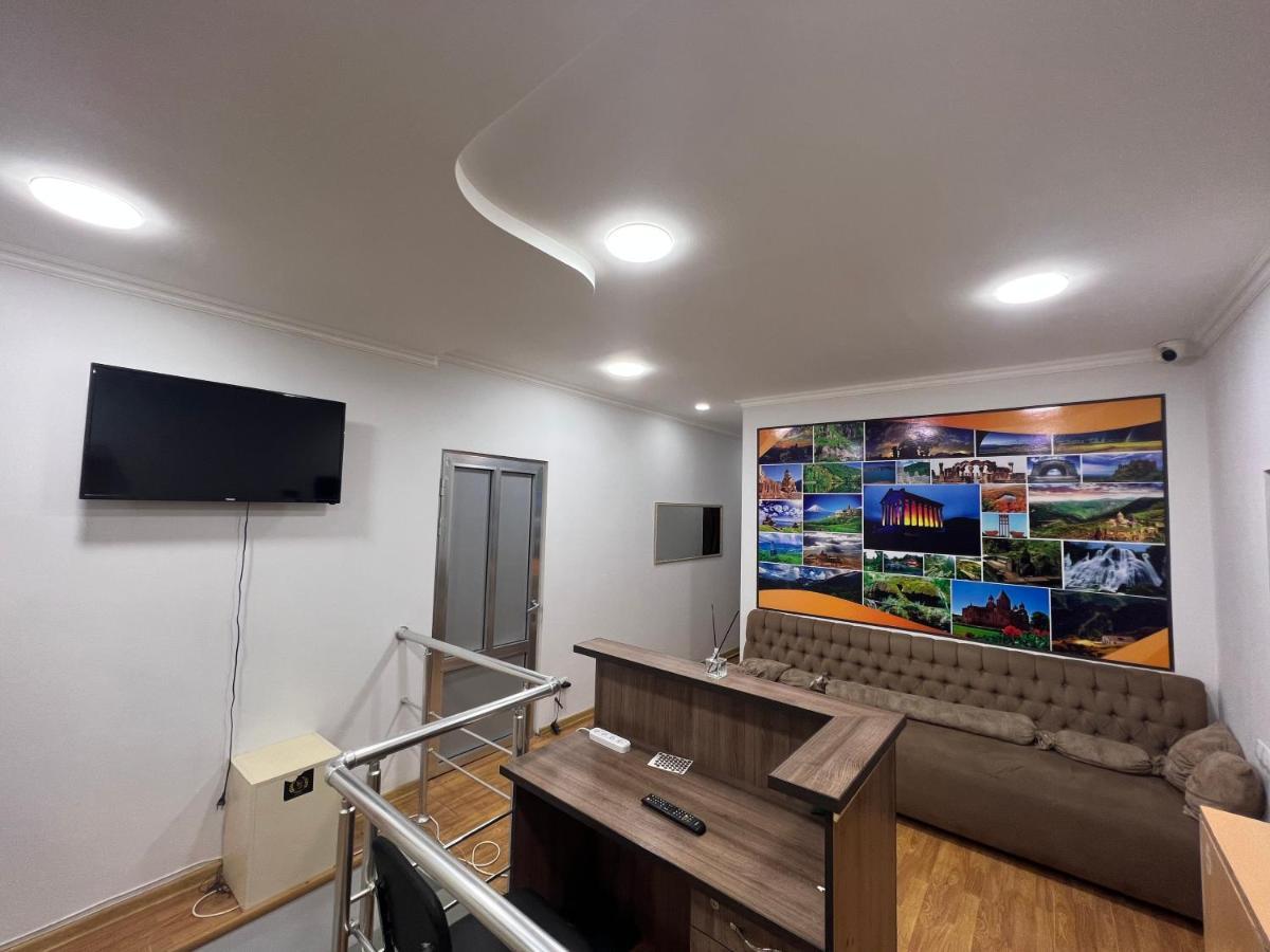 N1 Guest Hause Hotel Erevan Exterior foto