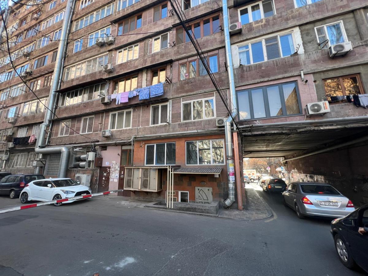 N1 Guest Hause Hotel Erevan Exterior foto